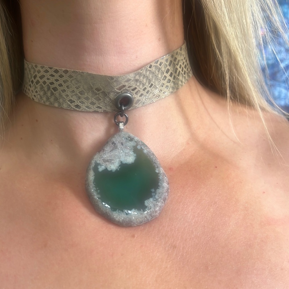 Agate choker